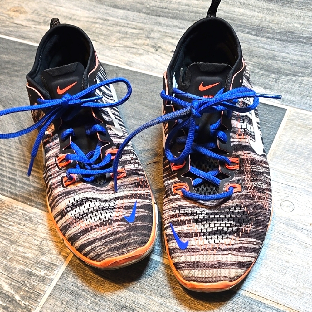 Nike Shoes - Free TR Fit 4